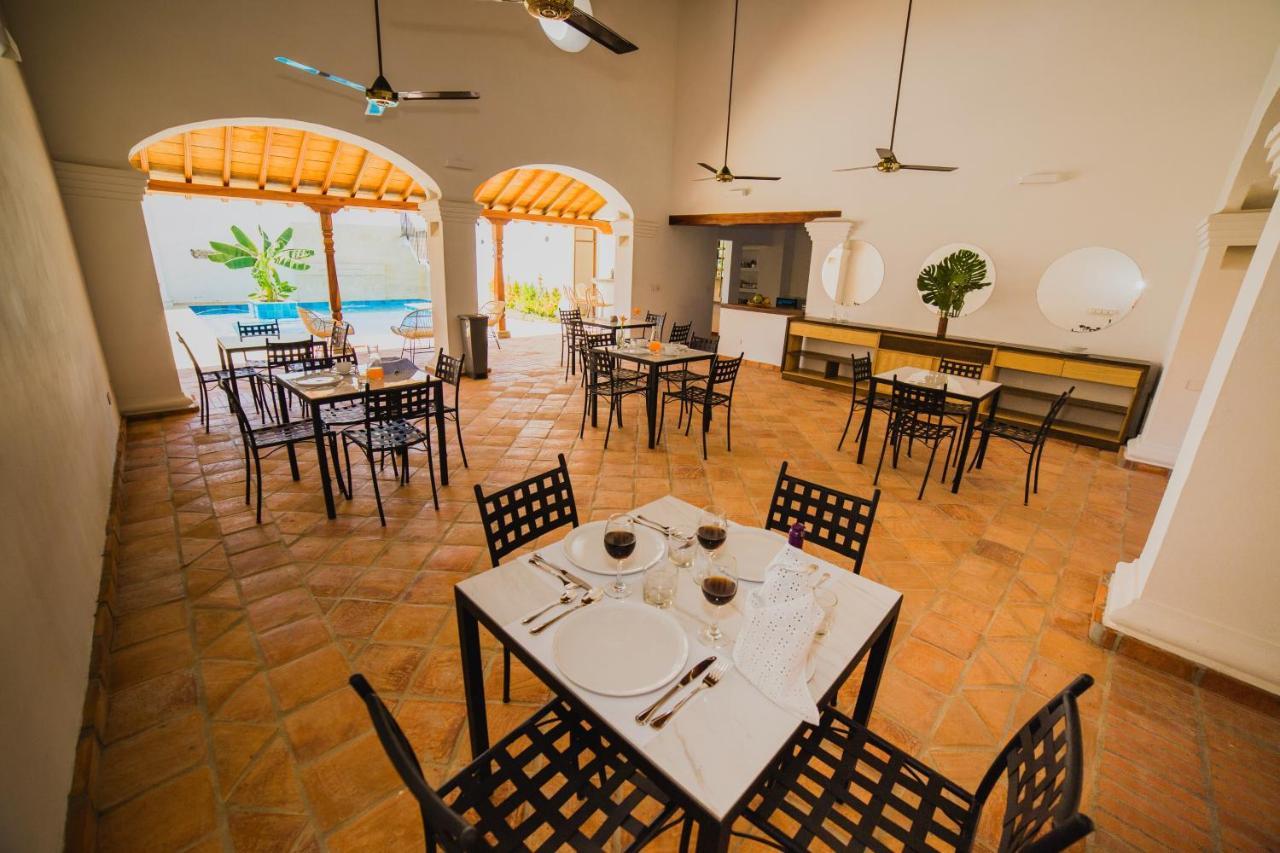 Karakali Boutique Hotel Момпос Екстериор снимка