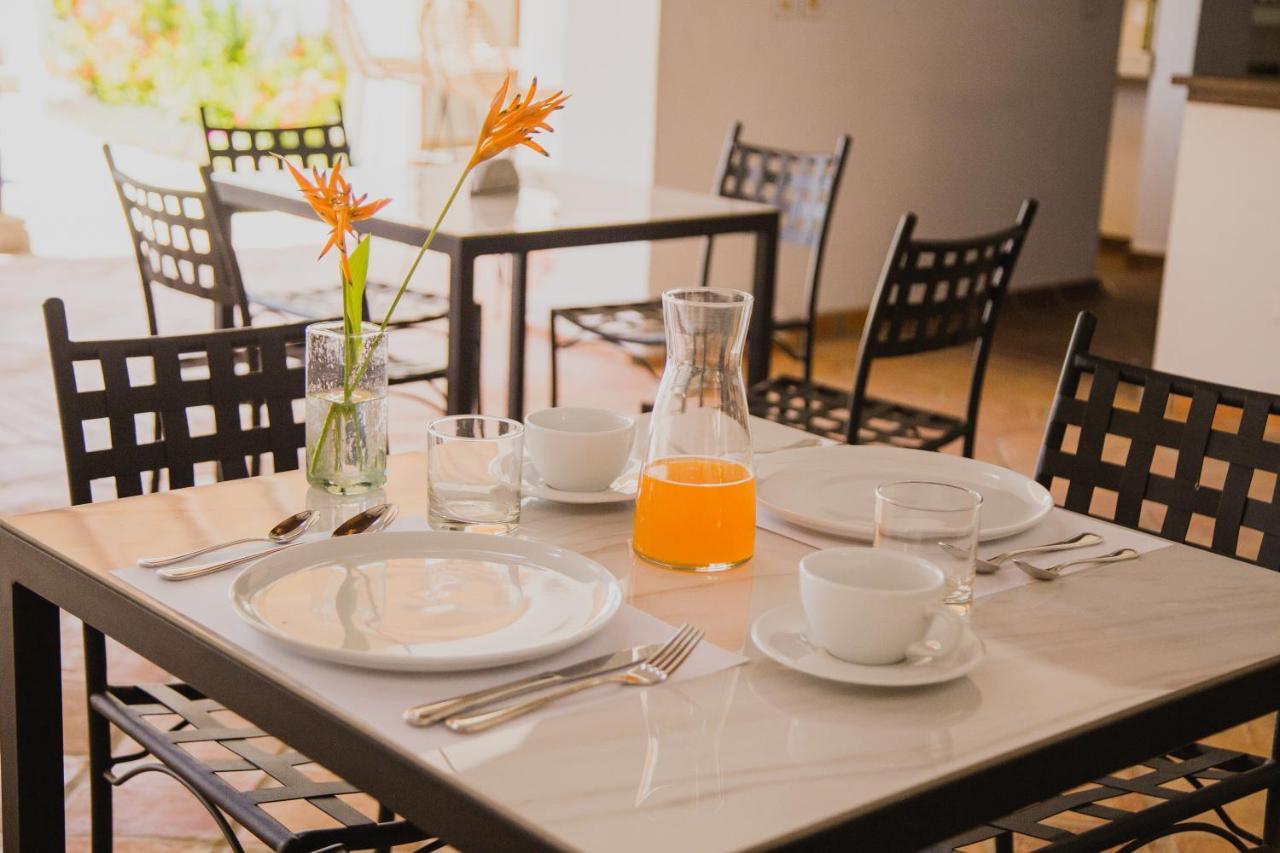 Karakali Boutique Hotel Момпос Екстериор снимка
