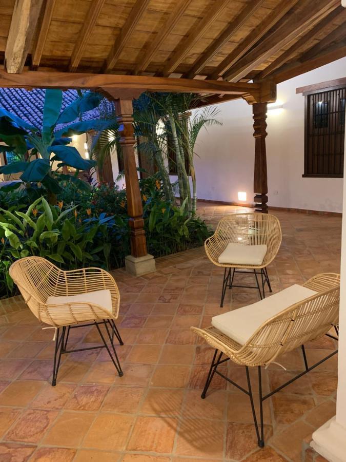 Karakali Boutique Hotel Момпос Екстериор снимка