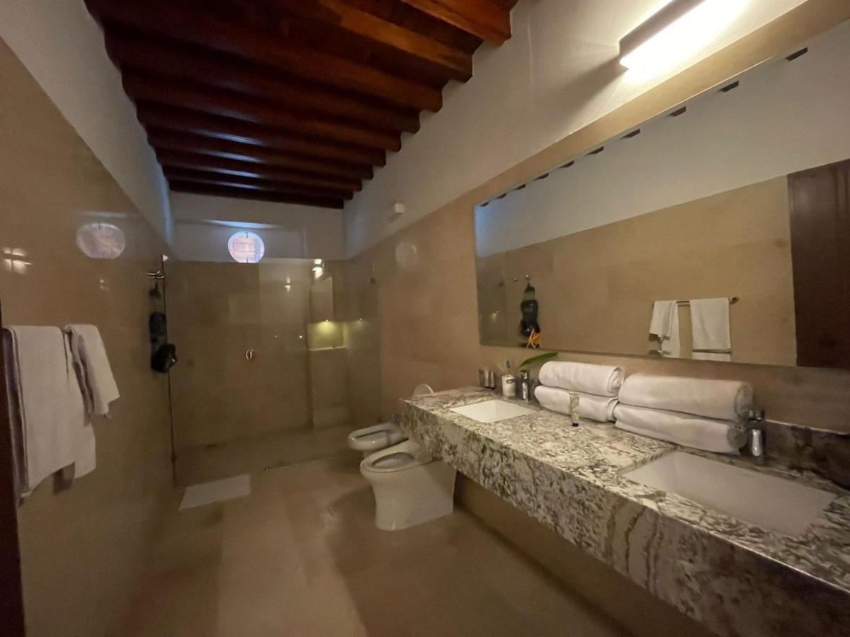 Karakali Boutique Hotel Момпос Екстериор снимка