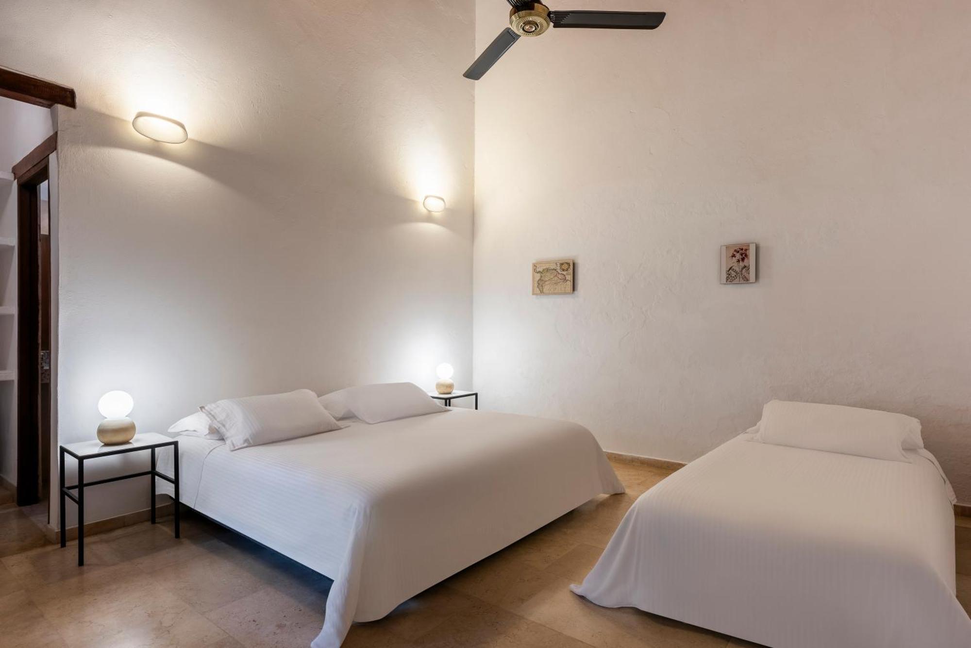 Karakali Boutique Hotel Момпос Екстериор снимка