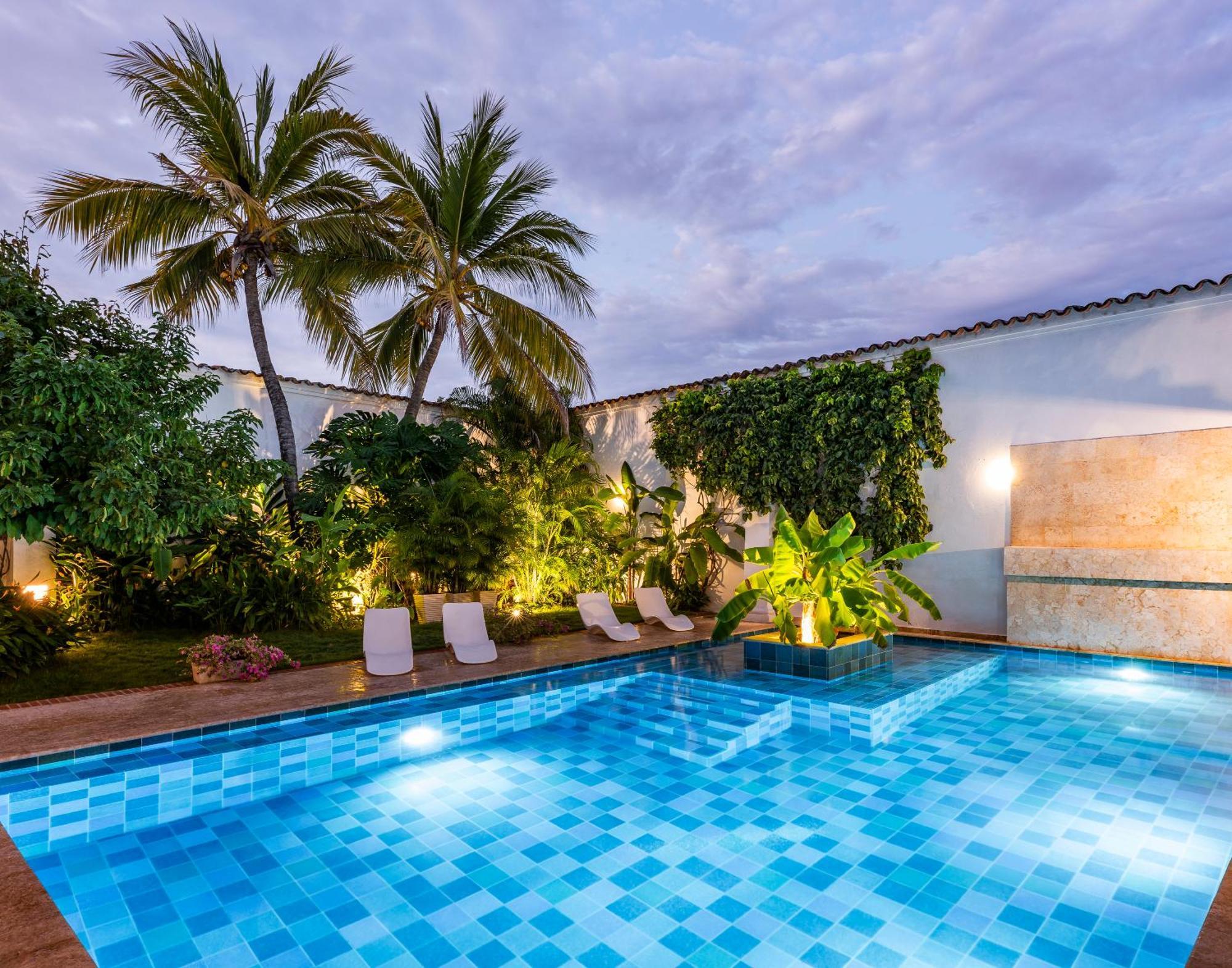 Karakali Boutique Hotel Момпос Екстериор снимка